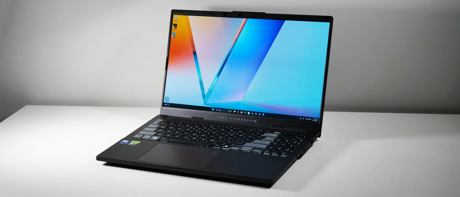 لپ تاپ 16 اینچی ایسوس مدل Vivobook Pro 16 N6506MV ULTRA 7
